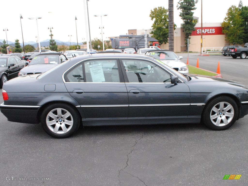 2001 7 Series 740i Sedan - Steel Blue Metallic / Grey photo #4