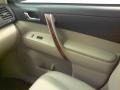 Sandy Beach Metallic - Highlander Limited 4WD Photo No. 11