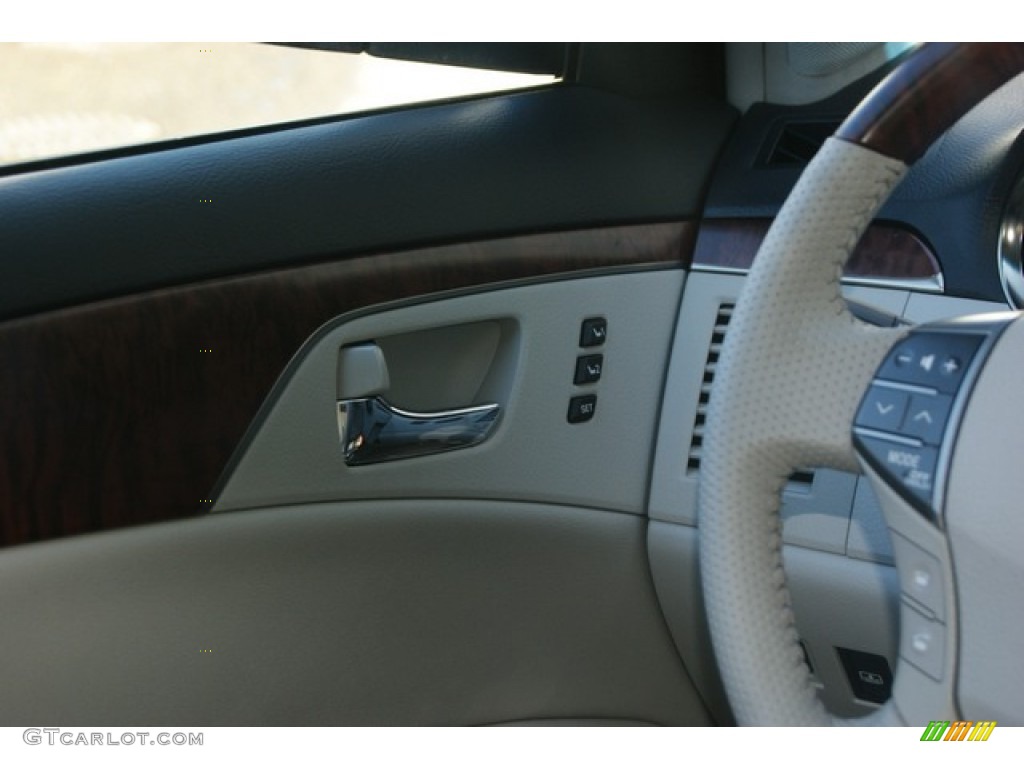 2011 Avalon Limited - Cypress Green Pearl / Light Gray photo #12