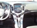 Summit White - Cruze LT Photo No. 8