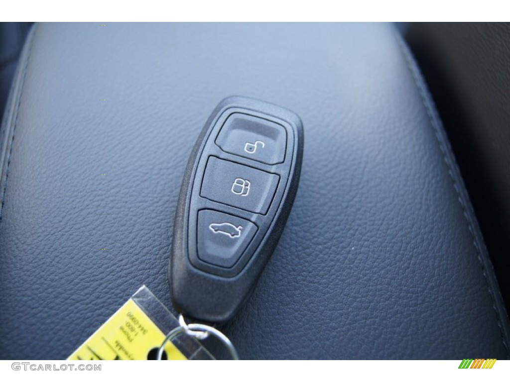 2012 Ford Focus Titanium Sedan Keys Photo #56471867