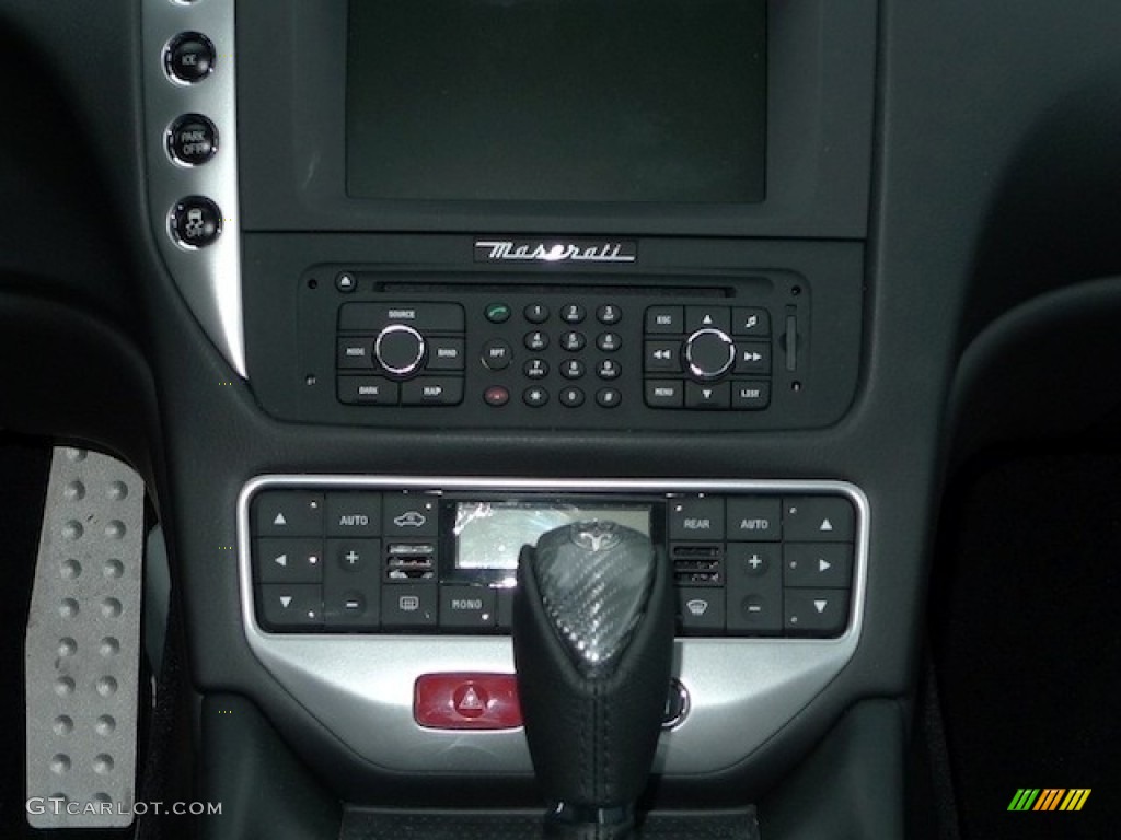 2012 Maserati GranTurismo S Automatic Controls Photo #56473349