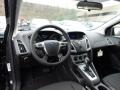 Black - Focus SE Sedan Photo No. 10