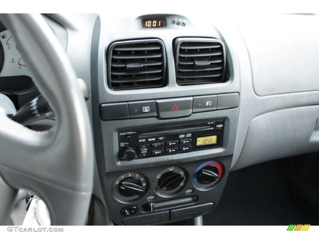 2004 Accent GT Coupe - Silver Mist / Gray photo #23