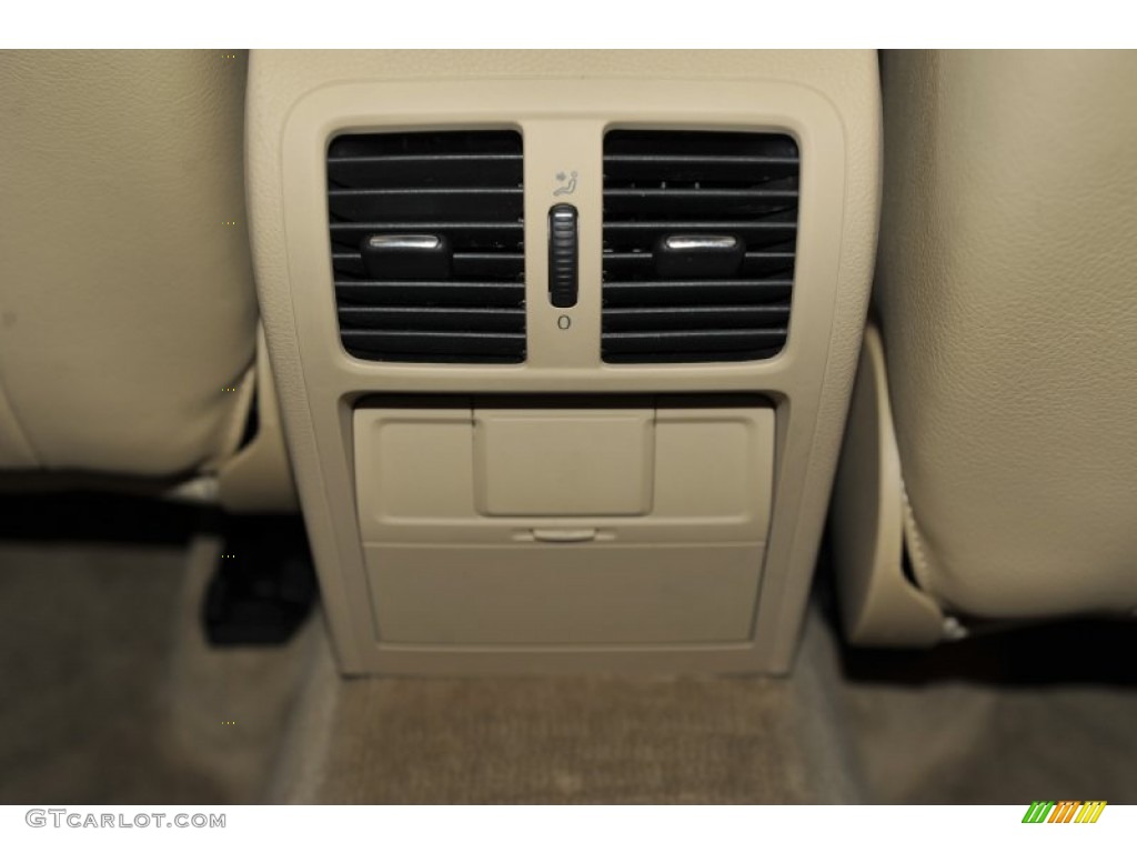 2007 Passat 3.6 Wagon - Deep Black / Pure Beige photo #38