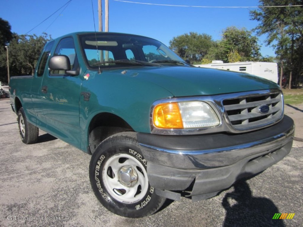 2004 F150 XL Heritage SuperCab 4x4 - Fleet Green / Heritage Medium Parchment photo #5