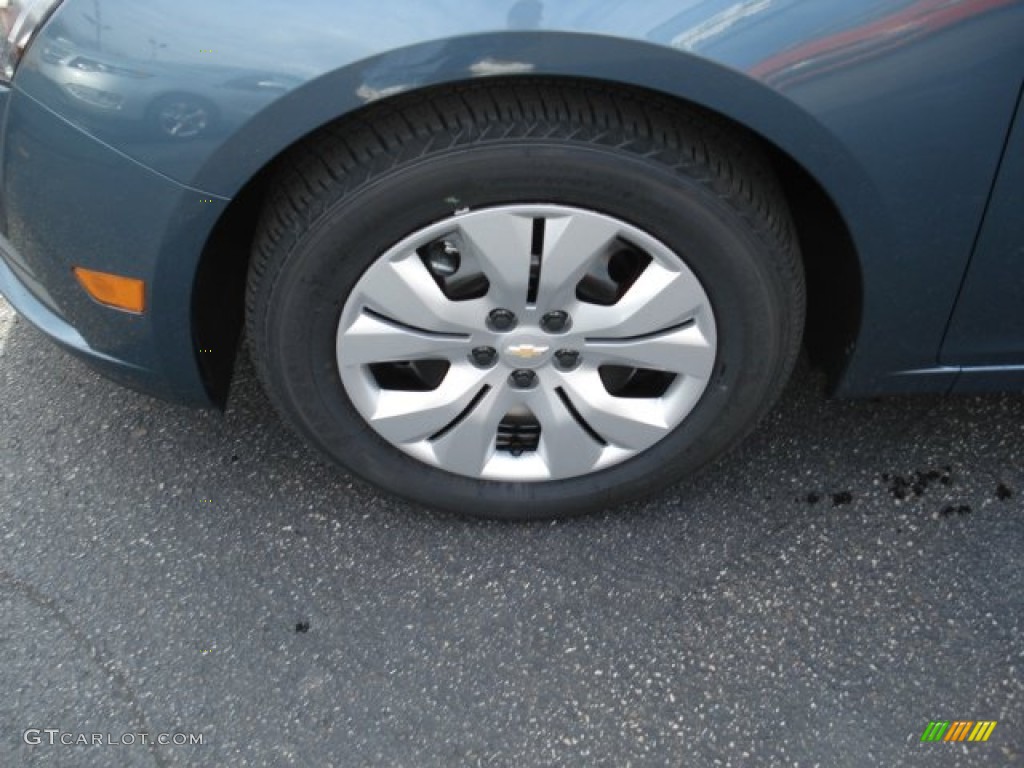 2012 Cruze LS - Blue Granite Metallic / Jet Black/Medium Titanium photo #9
