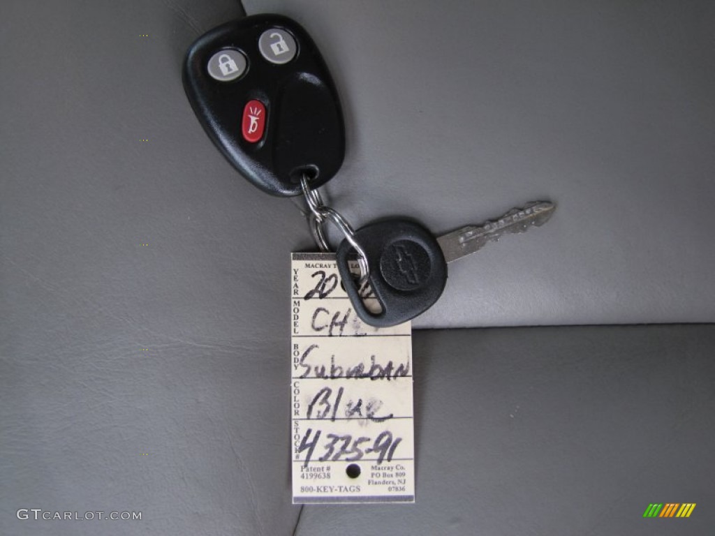 2006 Chevrolet Suburban LT 1500 4x4 Keys Photos