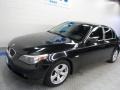 Jet Black - 5 Series 525i Sedan Photo No. 2