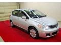 Brillant Silver - Versa 1.8 S Hatchback Photo No. 1