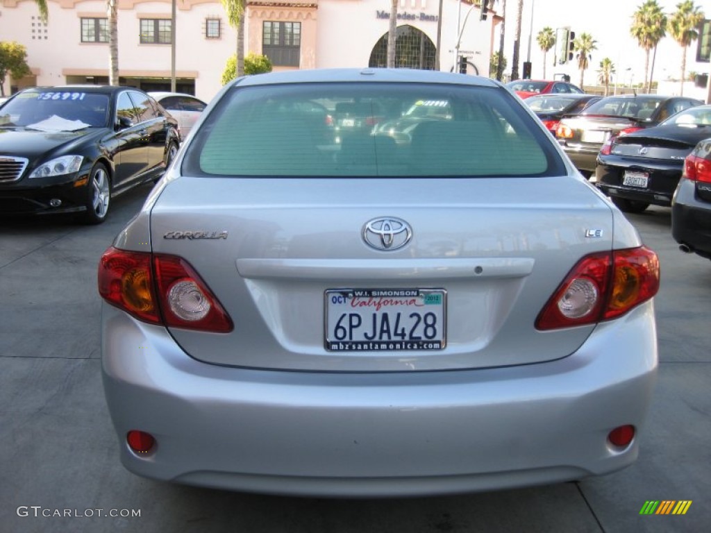 2010 Corolla LE - Classic Silver Metallic / Ash photo #3