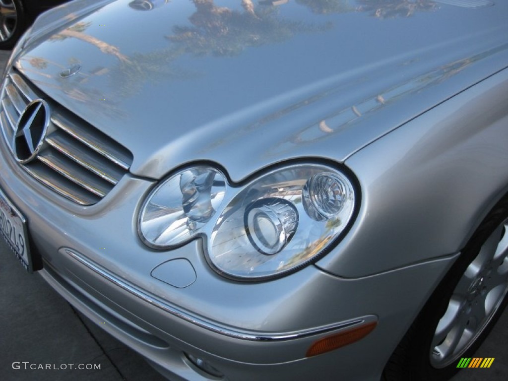 2004 CLK 320 Coupe - Brilliant Silver Metallic / Charcoal photo #21