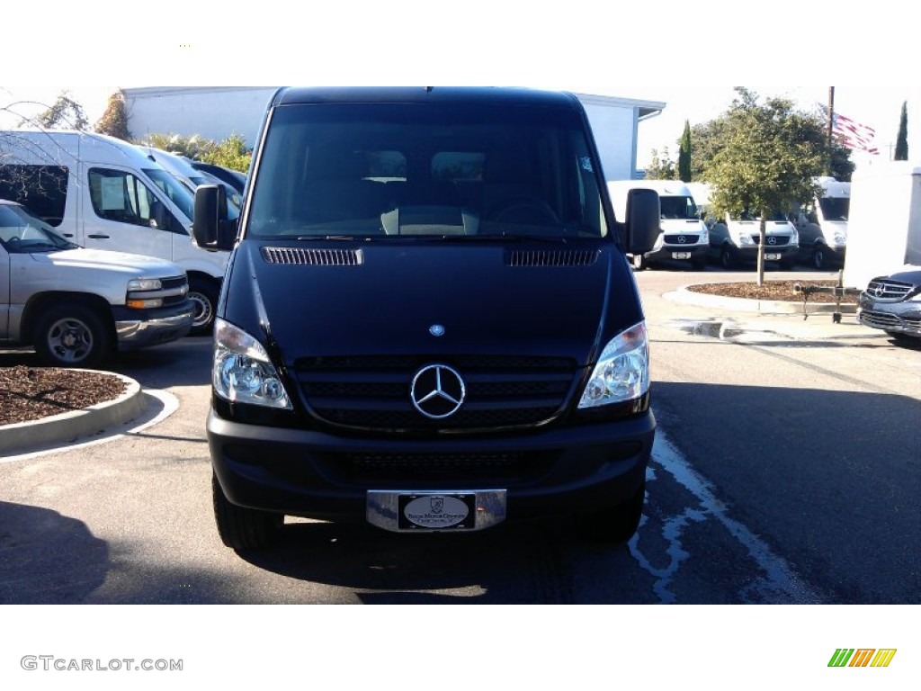 2011 Sprinter 2500 Passenger Van - Black / Black photo #12