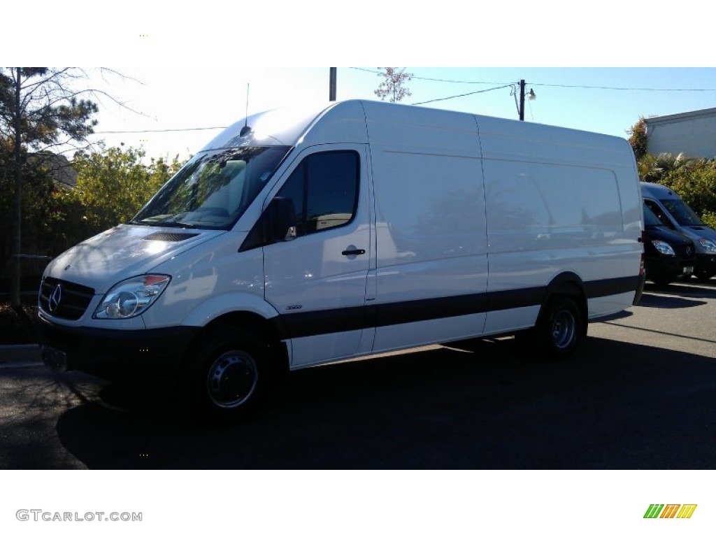 Arctic White Mercedes-Benz Sprinter