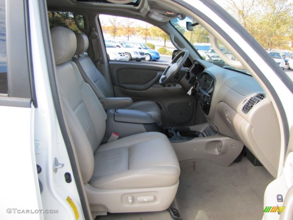 2006 Sequoia SR5 - Natural White / Light Charcoal photo #9