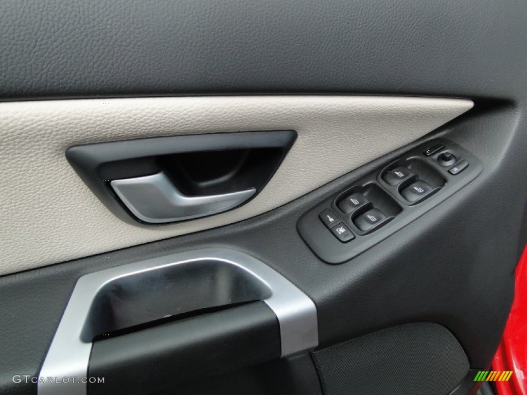 2011 Volvo XC90 3.2 R-Design AWD Controls Photo #56494374