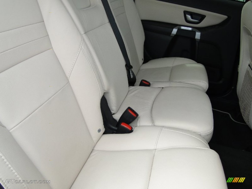 2011 Volvo XC90 3.2 R-Design AWD Rear Seat Photo #56494515