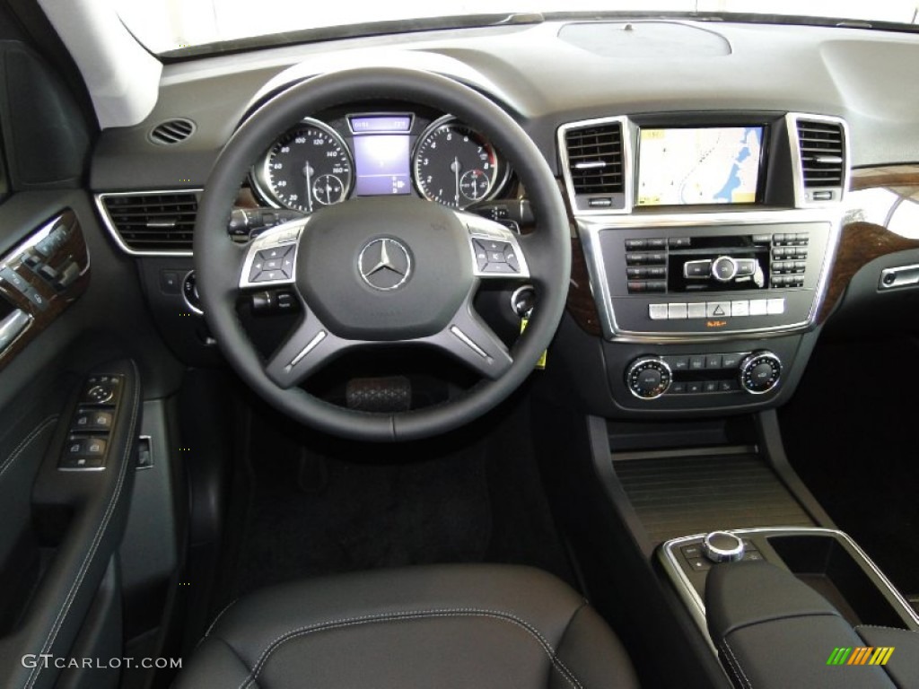 2012 Mercedes-Benz ML 350 4Matic Black Dashboard Photo #56495874