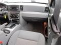 Black - Grand Cherokee Laredo 4x4 Photo No. 18
