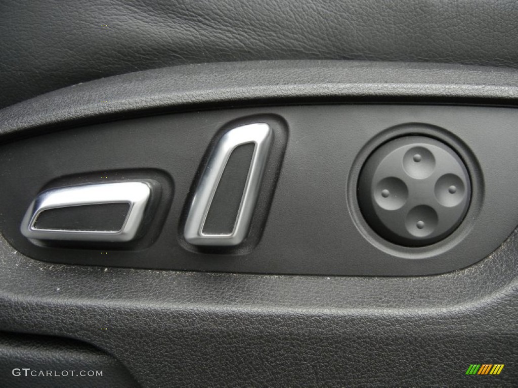 2010 Audi Q7 3.0 TDI quattro Controls Photo #56502300
