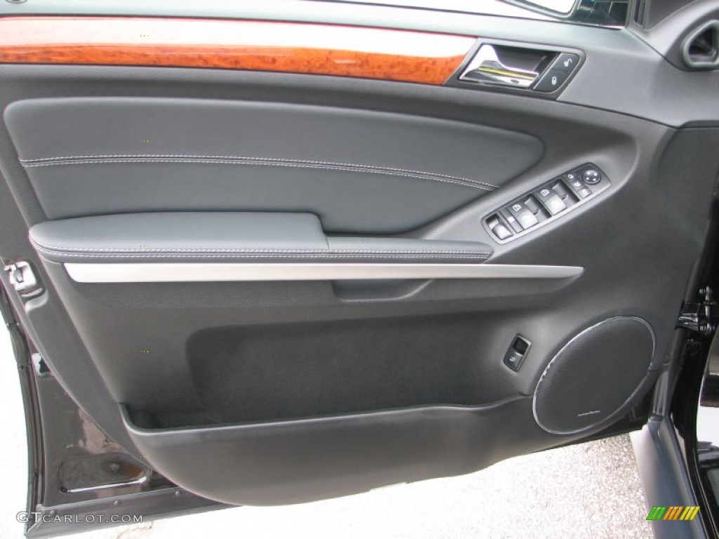 2012 Mercedes-Benz GL 350 BlueTEC 4Matic Black Door Panel Photo #56502699