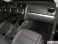 Black Uni - Jetta TDI Sedan Photo No. 22
