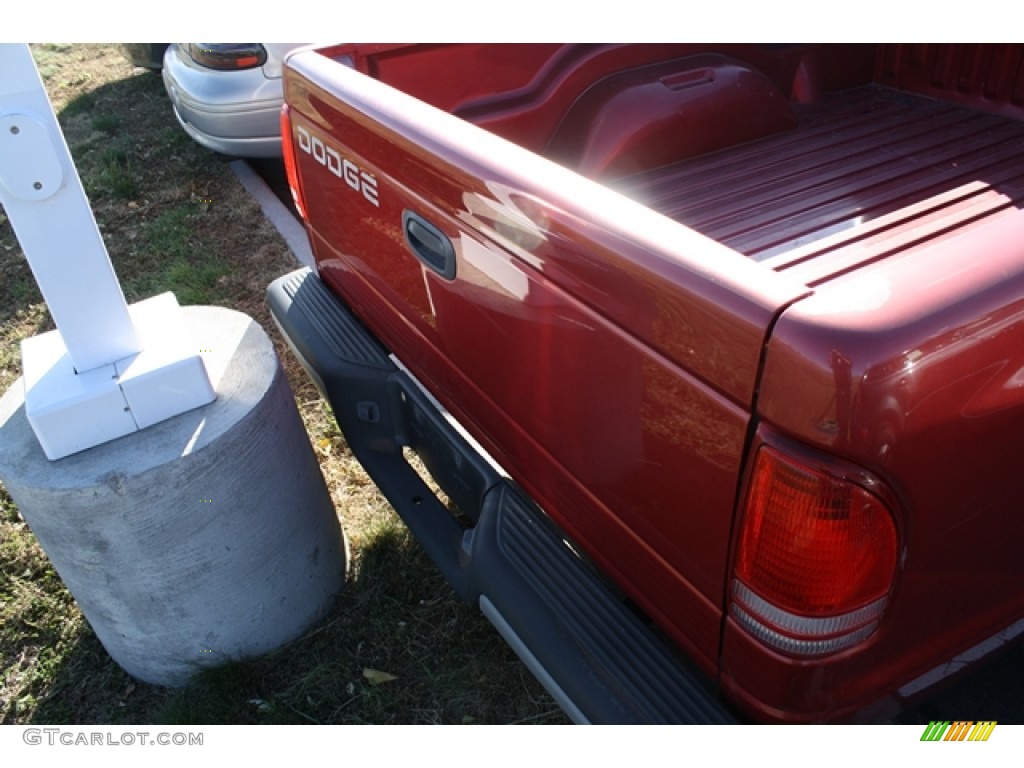 1997 Dakota Regular Cab - Metallic Red / Mist Gray photo #13