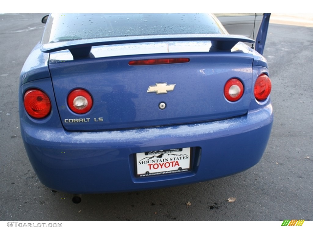 2008 Cobalt LS Coupe - Blue Flash Metallic / Gray photo #14