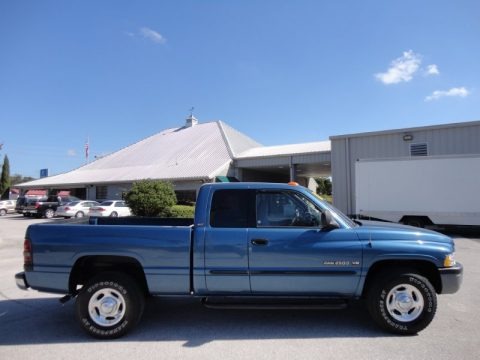 2002 Dodge Ram 2500 SLT Quad Cab Data, Info and Specs