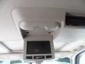 Summit White - Suburban Z71 1500 4x4 Photo No. 41