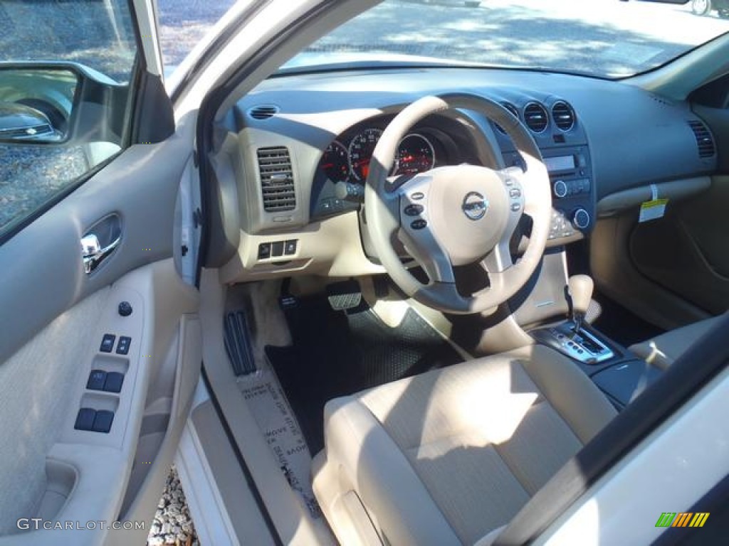 2012 Altima 2.5 S Special Edition - Winter Frost White / Blonde photo #6