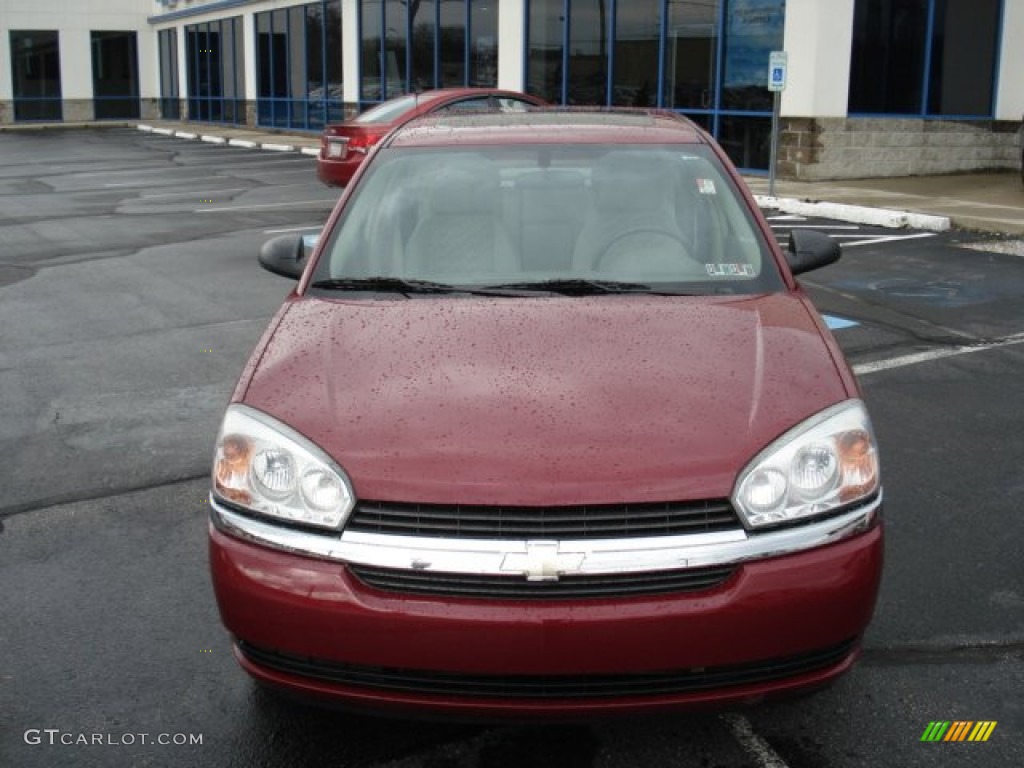 2004 Malibu Maxx LS Wagon - Sport Red Metallic / Neutral photo #8