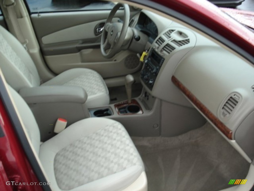 2004 Malibu Maxx LS Wagon - Sport Red Metallic / Neutral photo #15