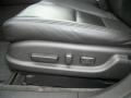 Palladium Silver Metallic - TL 3.5 Technology Photo No. 16