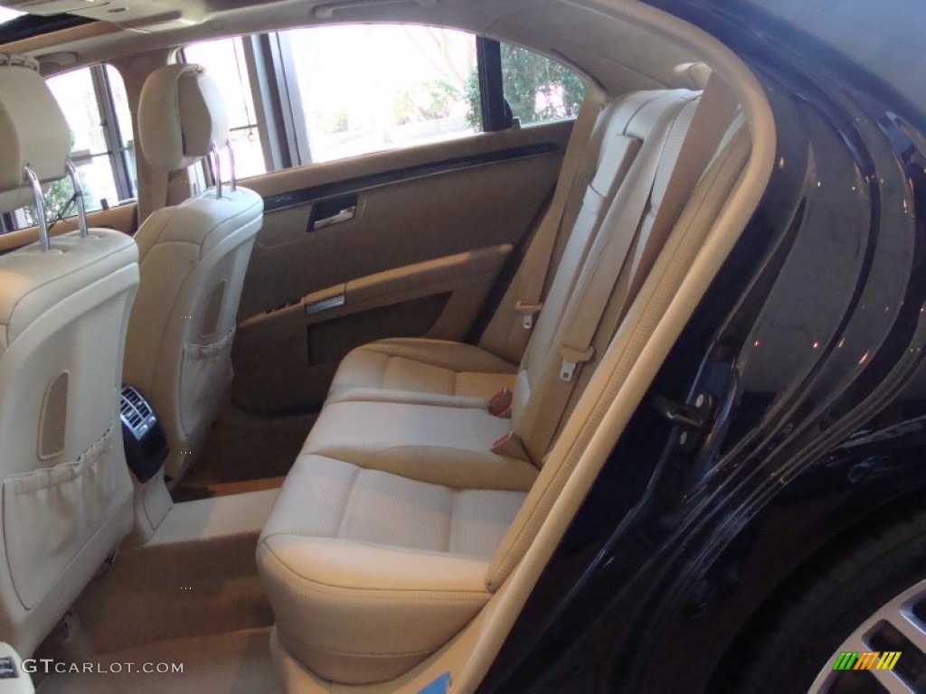 Cashmere/Savanna Interior 2010 Mercedes-Benz S 63 AMG Sedan Photo #56516368