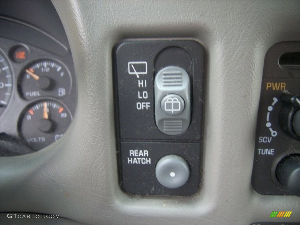 2000 Chevrolet Blazer LS Controls Photo #56519584