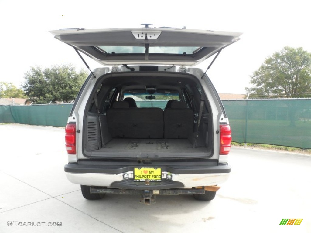 2002 Expedition XLT 4x4 - Silver Metallic / Medium Graphite photo #29