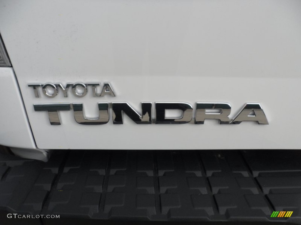 2012 Tundra SR5 TRD Double Cab - Super White / Graphite photo #18