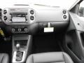 Deep Black Metallic - Tiguan SE Photo No. 15