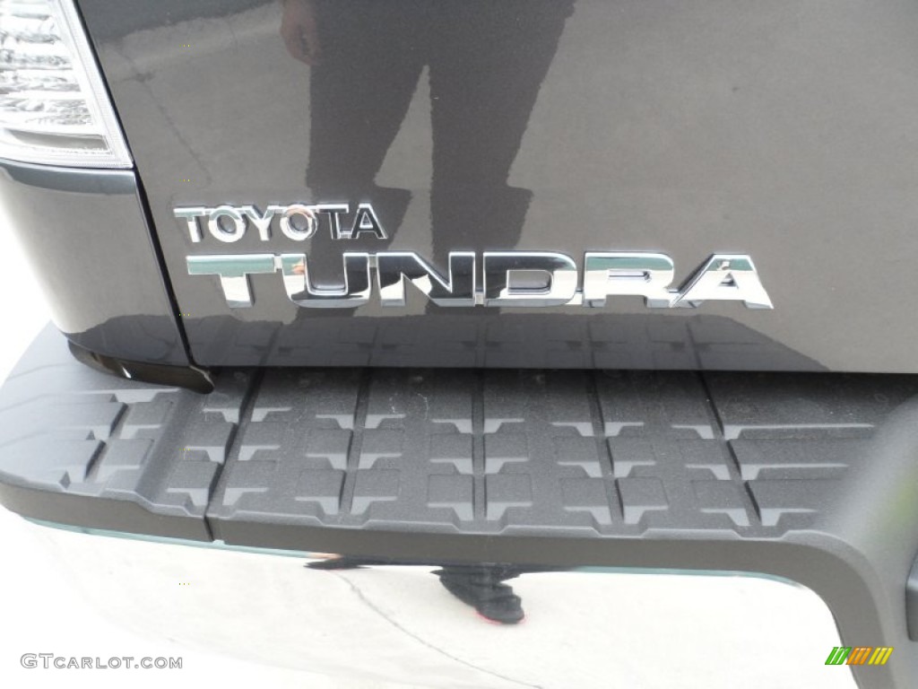 2012 Tundra Double Cab 4x4 - Magnetic Gray Metallic / Graphite photo #16