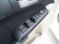 Super White - Camry L Photo No. 22