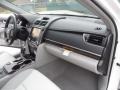Super White - Camry XLE V6 Photo No. 19