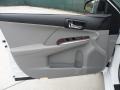 Super White - Camry XLE V6 Photo No. 22