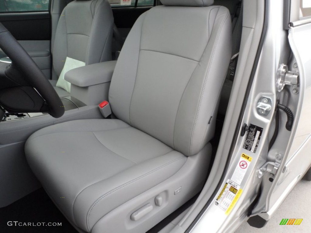 2012 Toyota Highlander SE Interior Color Photos