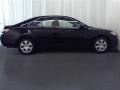 Black - Camry LE Photo No. 17
