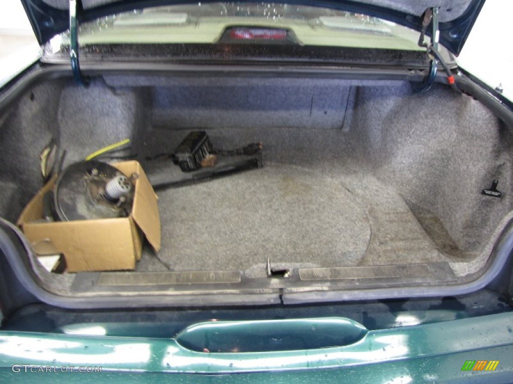 1992 Lincoln Continental Executive Trunk Photo #56526817