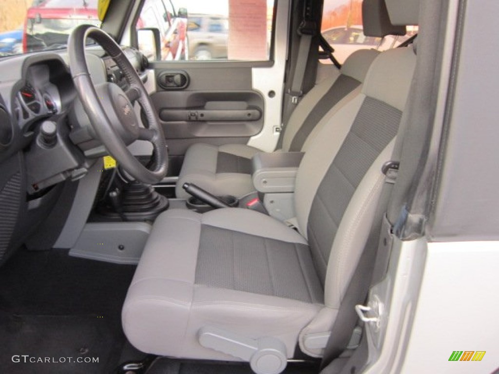 2010 Wrangler Rubicon 4x4 - Bright Silver Metallic / Dark Slate Gray/Medium Slate Gray photo #10