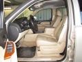 Ebony/Light Cashmere Interior Photo for 2007 Chevrolet Avalanche #56530109
