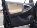 Black - RAV4 4WD Photo No. 10