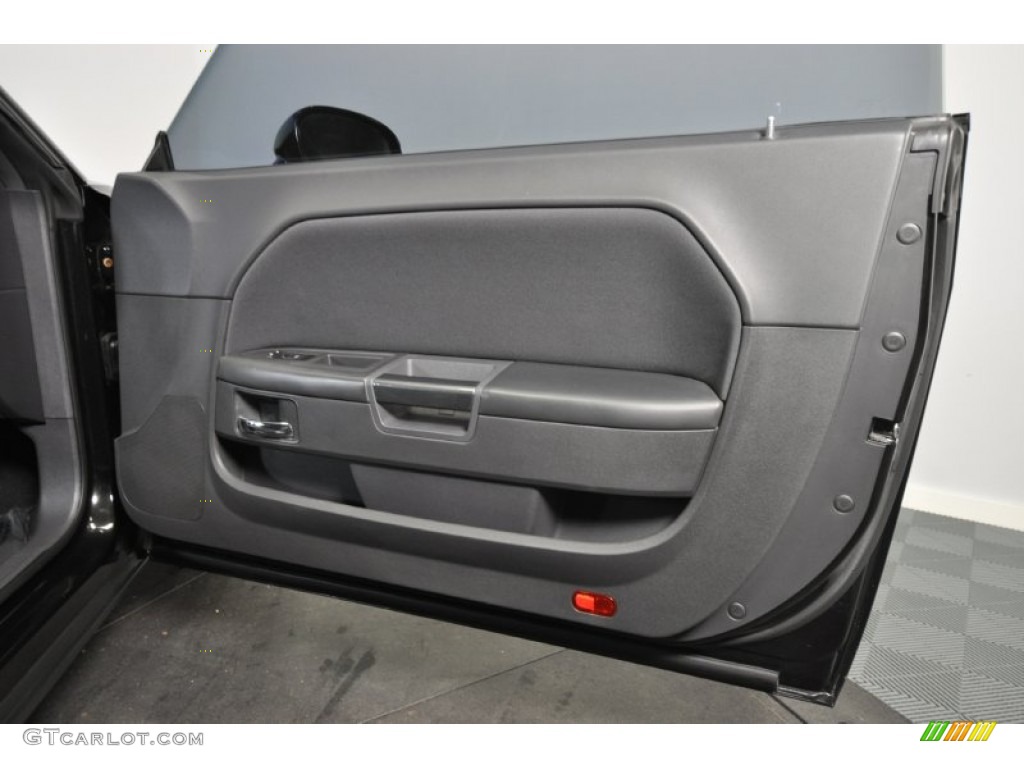 2009 Dodge Challenger R/T Dark Slate Gray Door Panel Photo #56535016